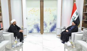 Sayyid Al-Hakeem Discusses Political Developments, Government Support with Sheikh Al-Khazali