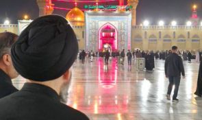 تقرير مصور .. سماحة السيد الحكيم يزور مرقد الإمامين الكاظمين ( عليهما السلام) ويحيي ليلة القدر المباركة.