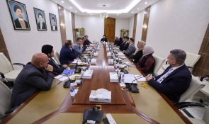 السيد الحكيم يدعو لتجاوز الانسداد السياسي وتعزيز دور البحث العلمي في معالجة تحديات الدولة