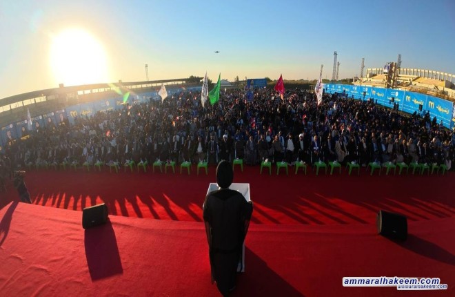 السيد الحكيم يدعو من الديوانية إلى ممارسة ديمقراطية ملتزمة تحفظ القيم الدينية والوطنية