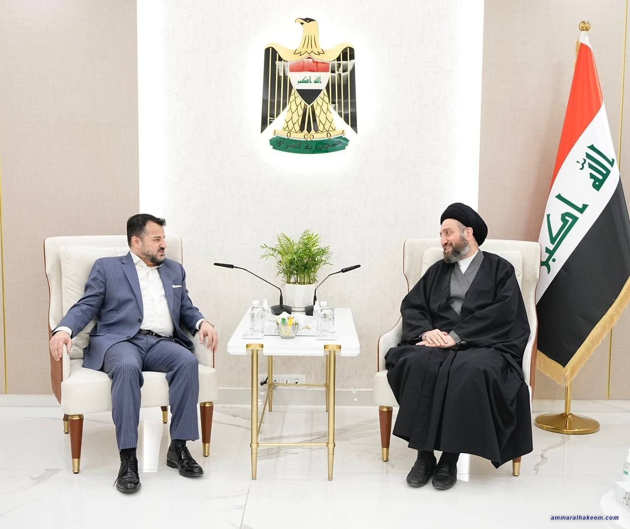 السيد الحكيم يلتقي وفد الجماعة الاسلامية الكردستانية برئاسة الاستاذ احسان الشيخ علي