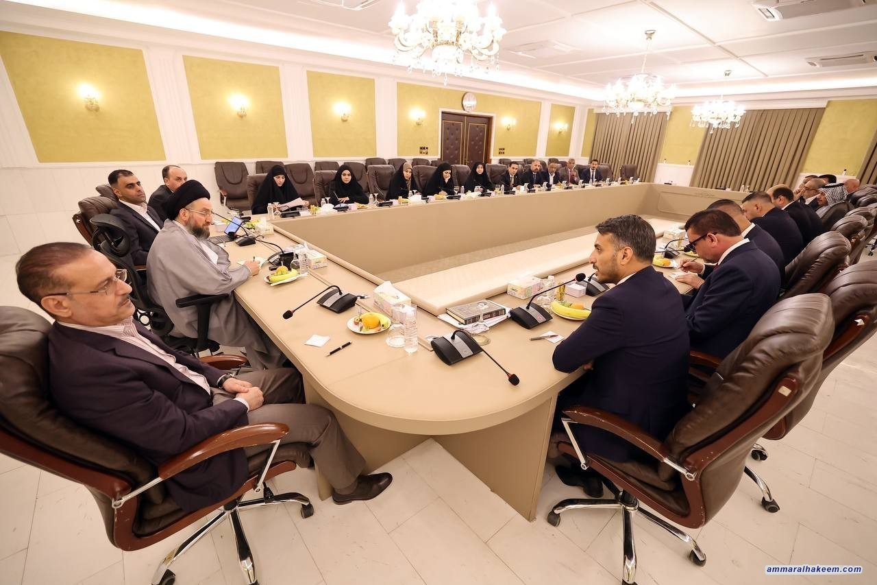 سەماحەتی حەكیم: خزمەتكردنی هاولاتی كورت ترین ڕێگایە بۆ بۆ بەدەستهێنانی ڕەزامەندی خودای گەورە و ئەنجومەنی پارێزگاكانیش پێویستە بە خزمەتگوزاری بمێننەوە