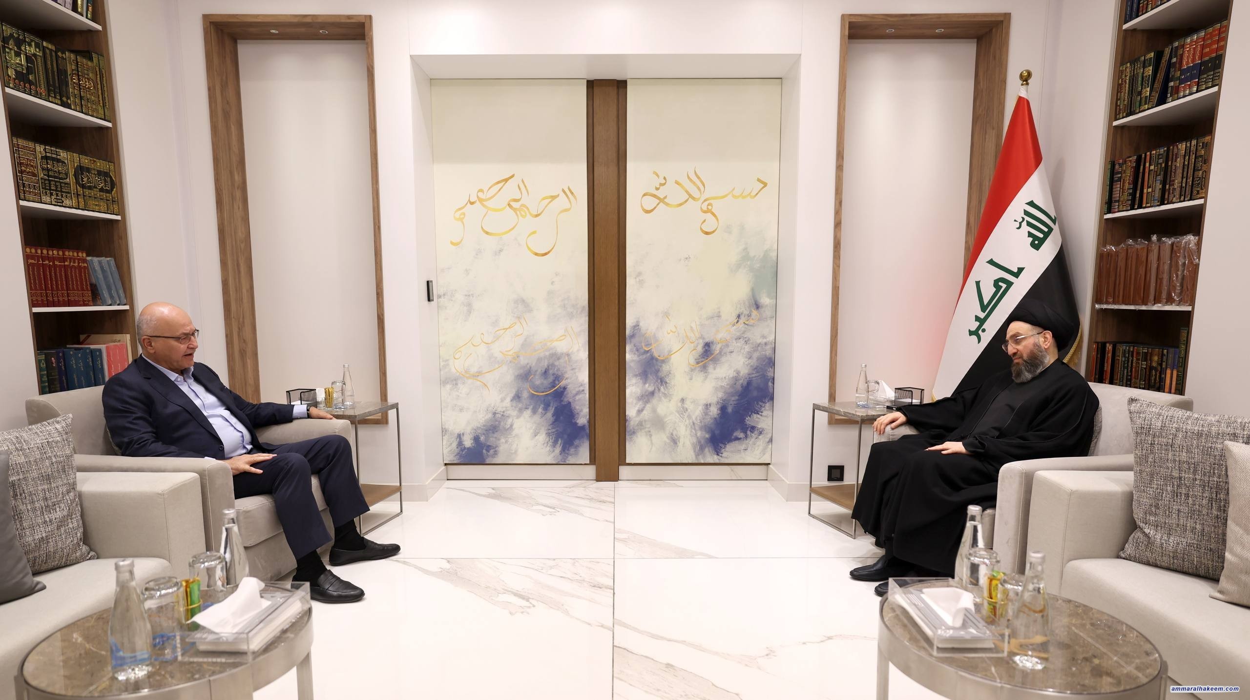 Sayyid Al-Hakeem Meets Former President Barham Salih, Affirms Stability, Moderation, National Dialogue