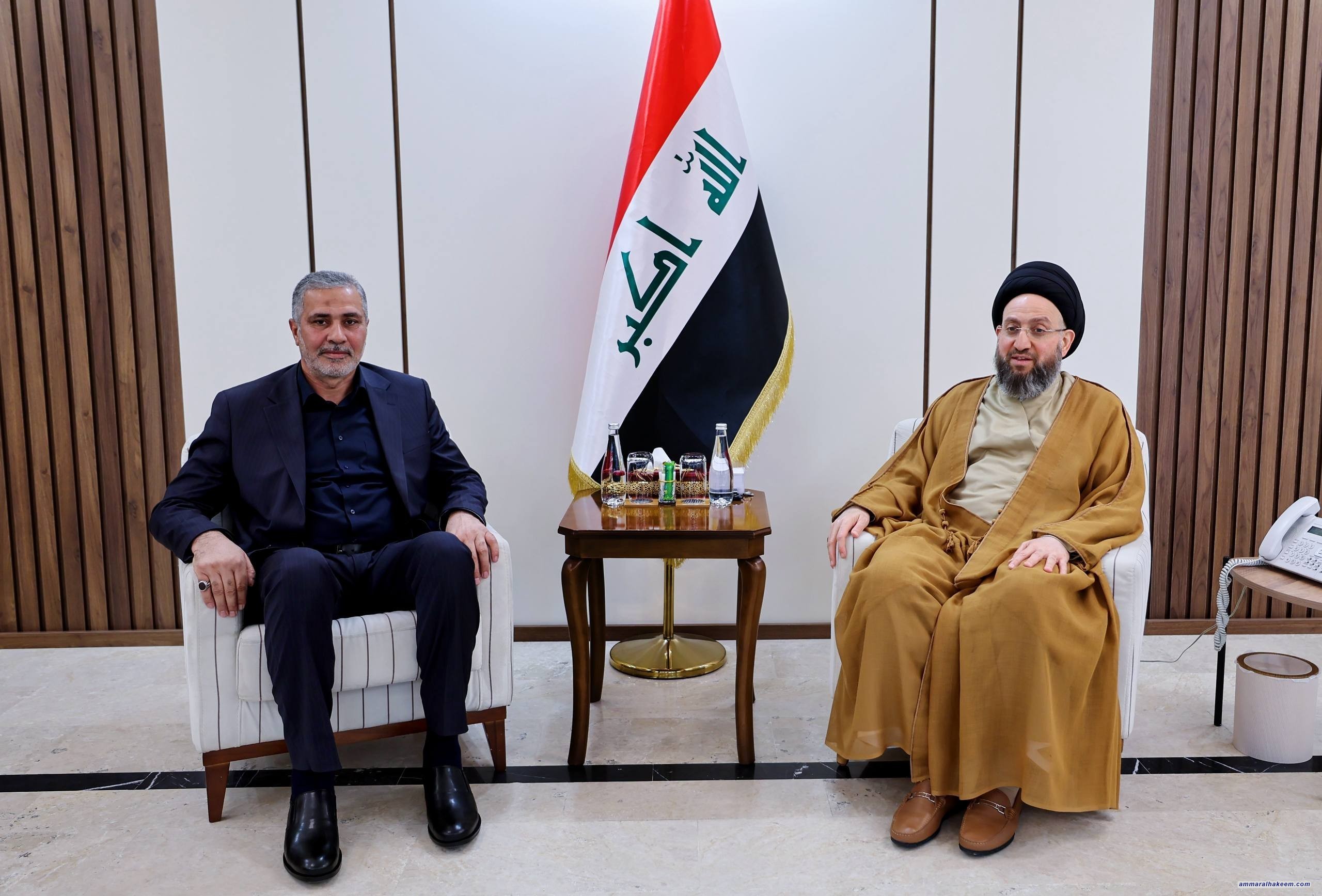 Sayyid Al-Hakeem Discusses Political Developments with Al-Saedi, Stresses Southern Provinces Support, Services Five Pillars Advancement