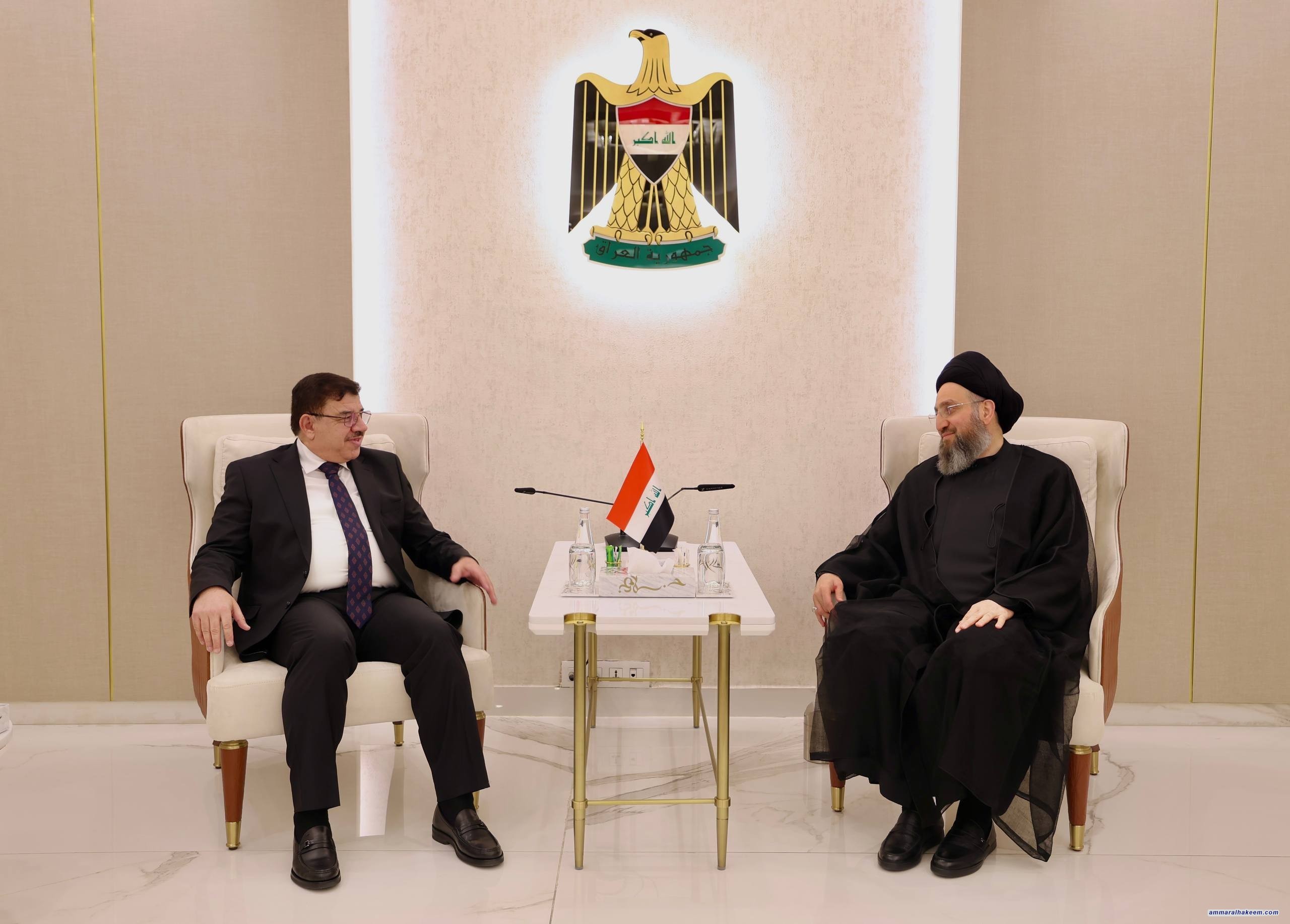 Sayyid Al-Hakeem Calls to Support Districts, Sub-Districts, Follow up Salah Al-Din Service Projects 