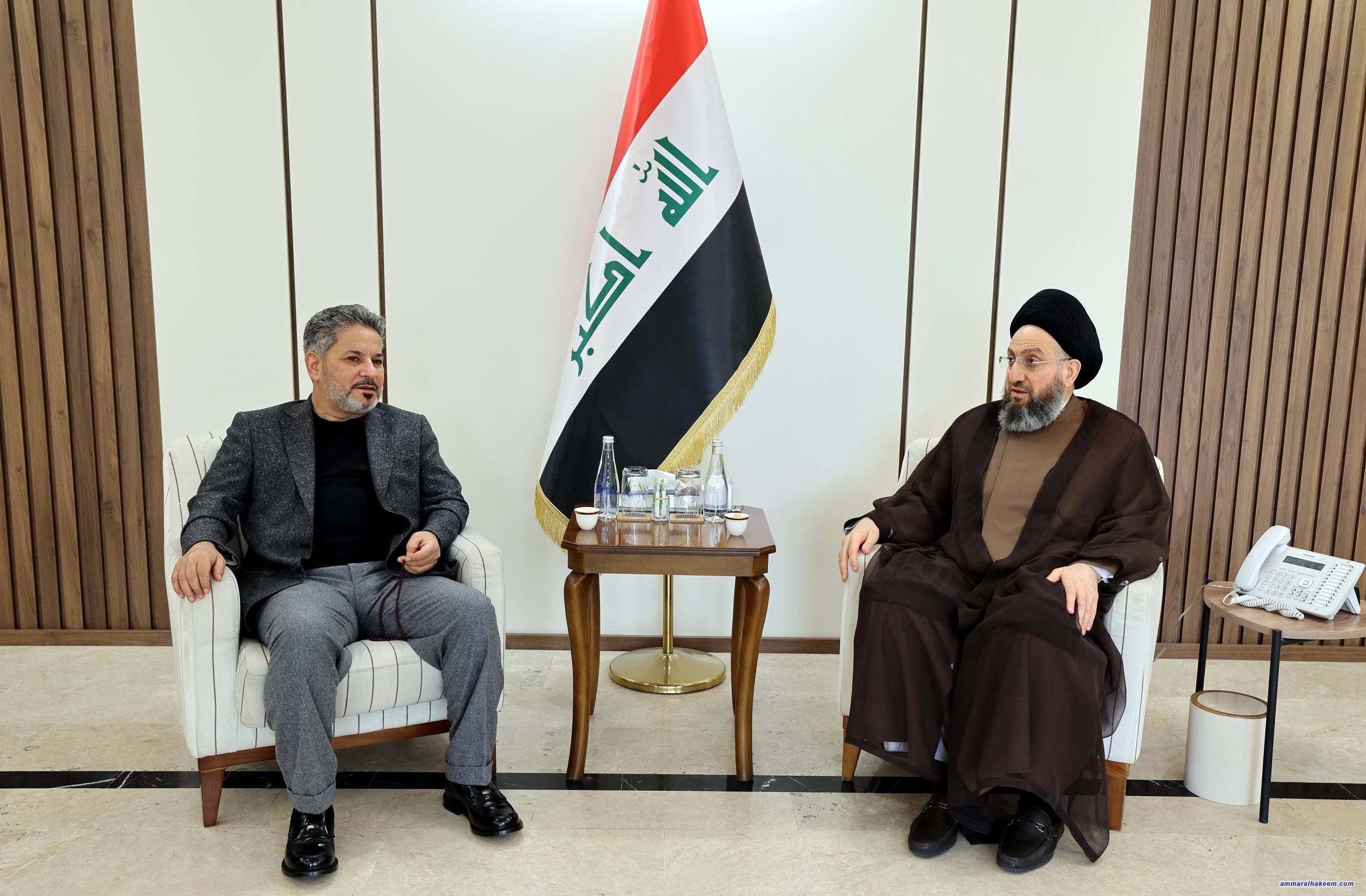 السيد الحكيم يلتقي شبل الزيدي ويؤكد على ضرورة تشكيل الحكومة ضمن التوقيتات الدستورية ودعم الحوار لاستقرار المنطقة
