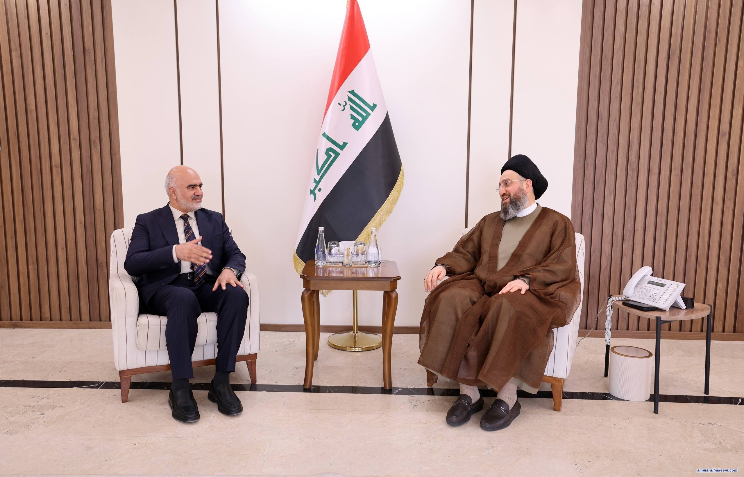السيد الحكيم يؤكد مع النواب الكردستانيين أهمية حكومة الكفاءات وتسريع تشريع القوانين الخدمية