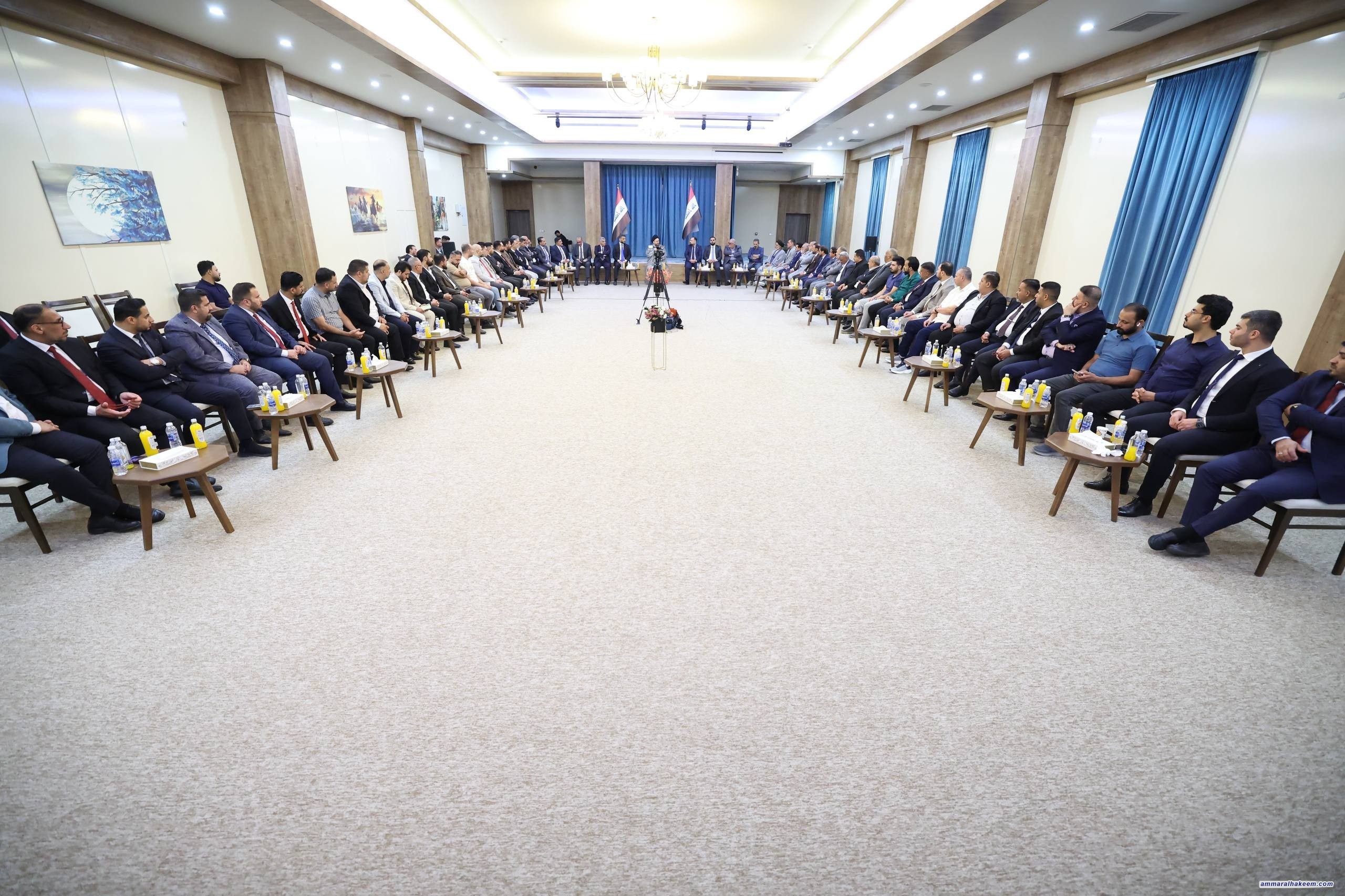 Sayyid Al-Hakeem to Al-Najaf Media Professionals: Share Responsibility to Protect City's Identity 