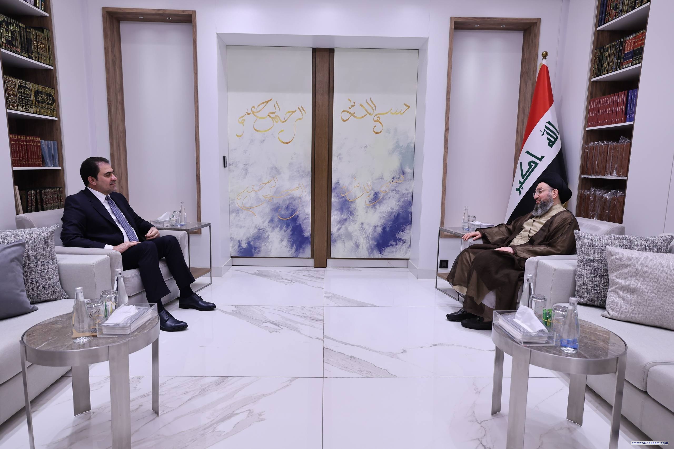 السيد الحكيم يدعو إلى حكومة مكتملة الكفاءة لمواجهة التحديات الاقتصادية والإصلاحية