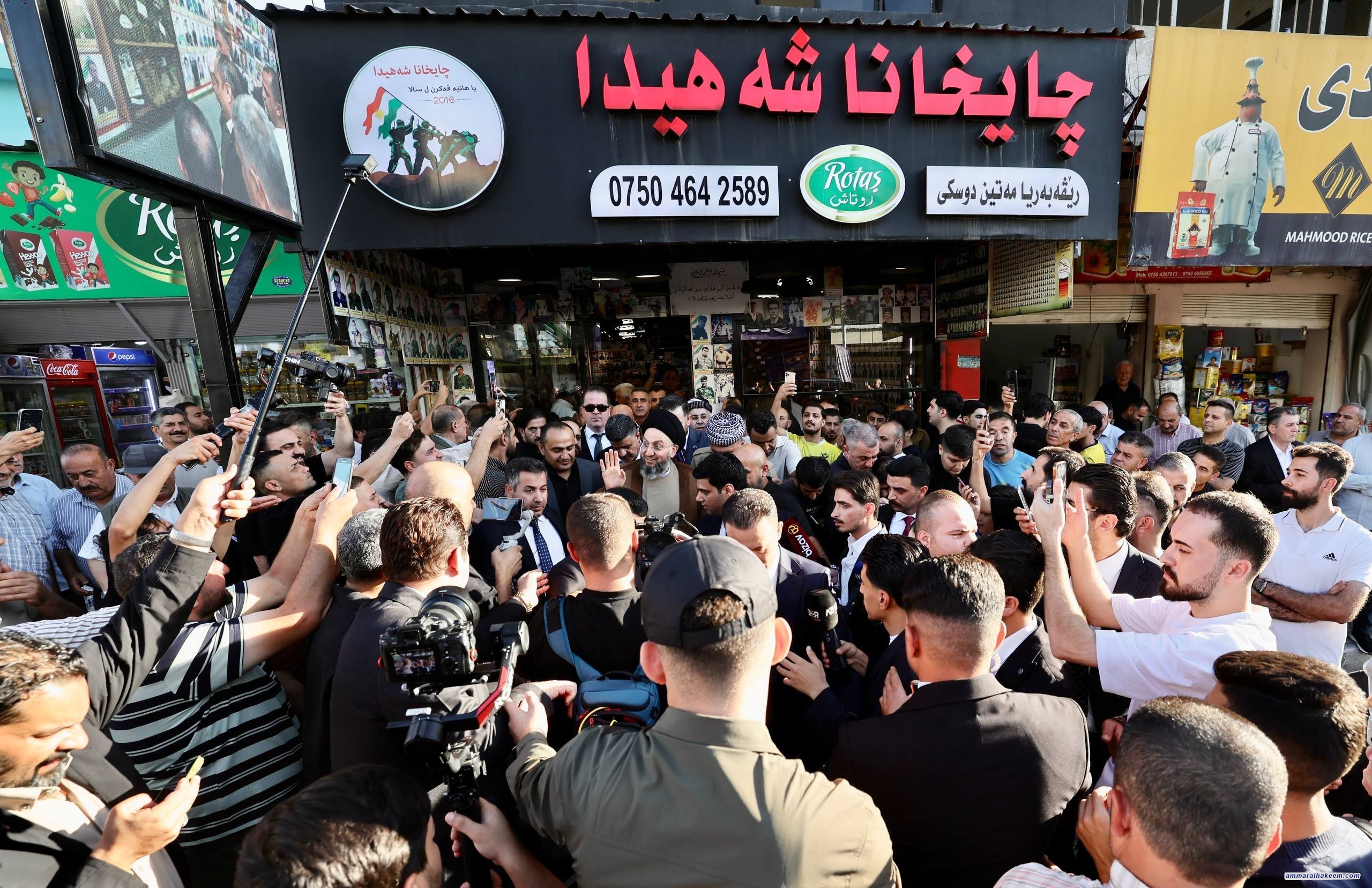 السيد الحكيم: تضحيات الشهداء أسهمت في حفظ الوطن وتحرير أرضه