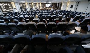 السيد الحكيم من جامعة كربلاء: إدارة التنوع وتقبّل الآخر ركيزتان للاستقرار الوطني وتعزيز دور العراق إقليميًا ودوليًا