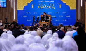 السيد الحكيم يواصل بحثه في رسالة الحقوق مستعرضاً روايات أهل البيت حول “الرحمة” كأثرٍ من آثار الصلاة