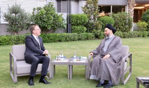 السيد الحكيم يؤكد أهمية الدور الفرنسي في تعزيز أمن واستقرار المنطقة