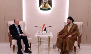 السيد الحكيم يدعو الدول المؤثرة إلى تحمل مسؤولياتها في وقف التصعيد واستعادة الاستقرار